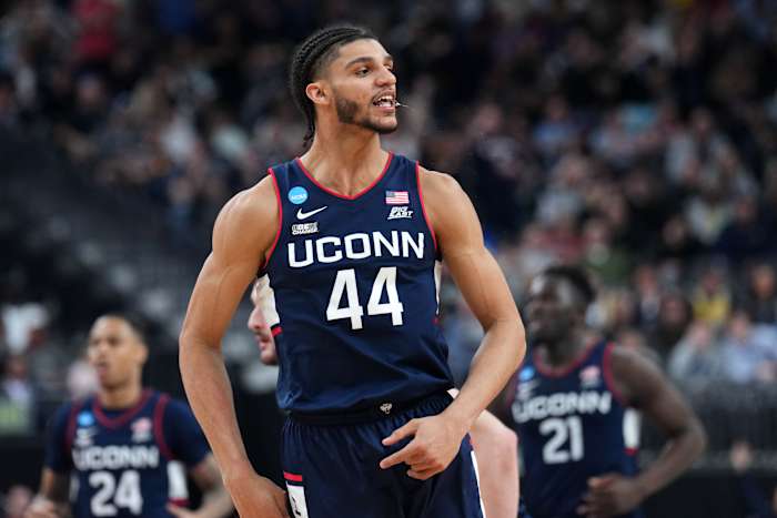 Gonzaga Bulldogs UConn Huskies46